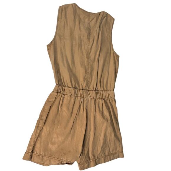 Banana Republic Size XS Utility Romper Latte Shorts Safari Classic Luxury Button - Picture 2 of 11